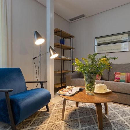 Alkazar Gardens Old Town 6 Pax Apartment เซบีญา ภายนอก รูปภาพ
