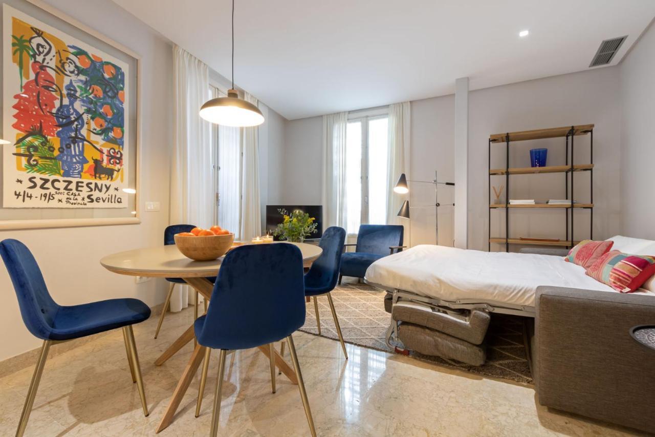 Alkazar Gardens Old Town 6 Pax Apartment เซบีญา ภายนอก รูปภาพ